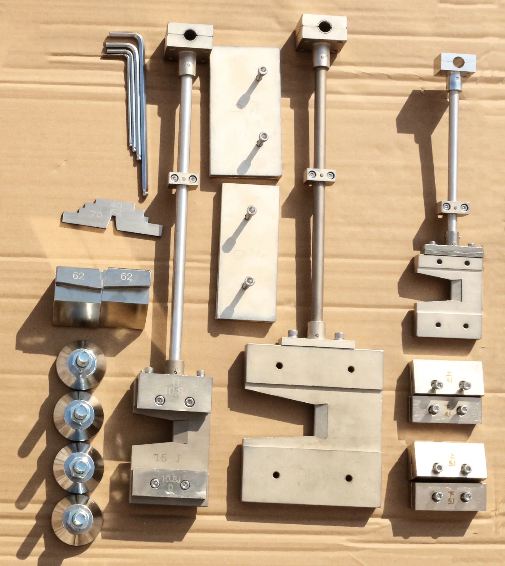 誠(chéng)信的試驗(yàn)機(jī)生產(chǎn)廠家